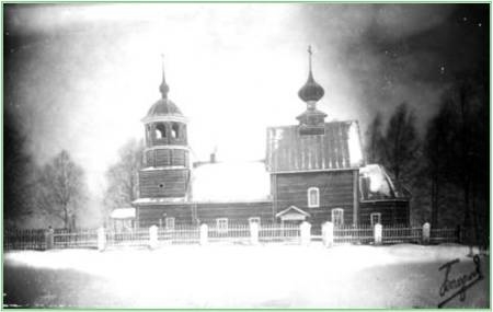 Возле д. Замятино Балахнинского благочиния установлены Поклонный крест и стенды с историей Возле д. Замятино Балахнинского благочиния установлены Поклонный крест и стенды с историей